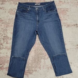 Levi's 721 High Rise Medium Wash Jeans - Size 33